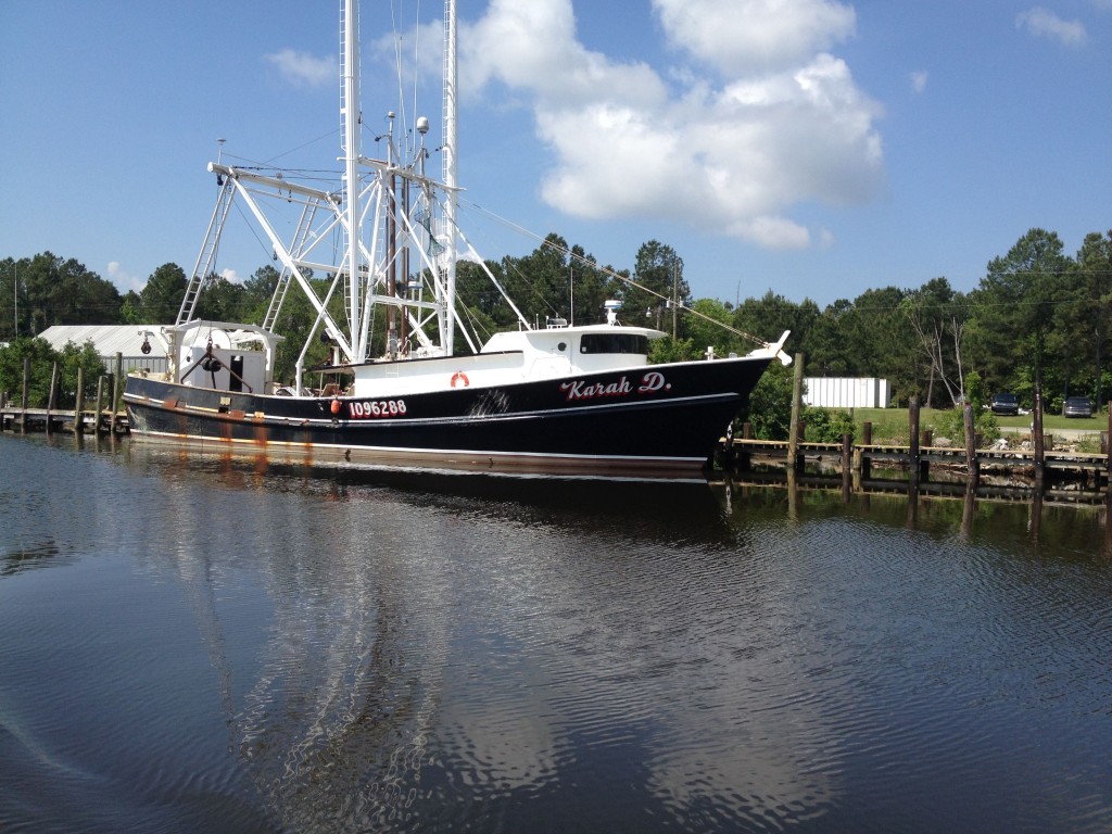 09-Shrimp-Boat-We-Saw-On-ICW-North-Of-Wrightsville-Beach