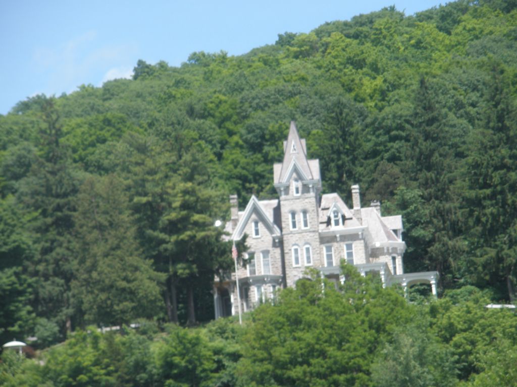 10-Home-On-The-Side-Of-The-Mountain-Over-Whitehall-NY